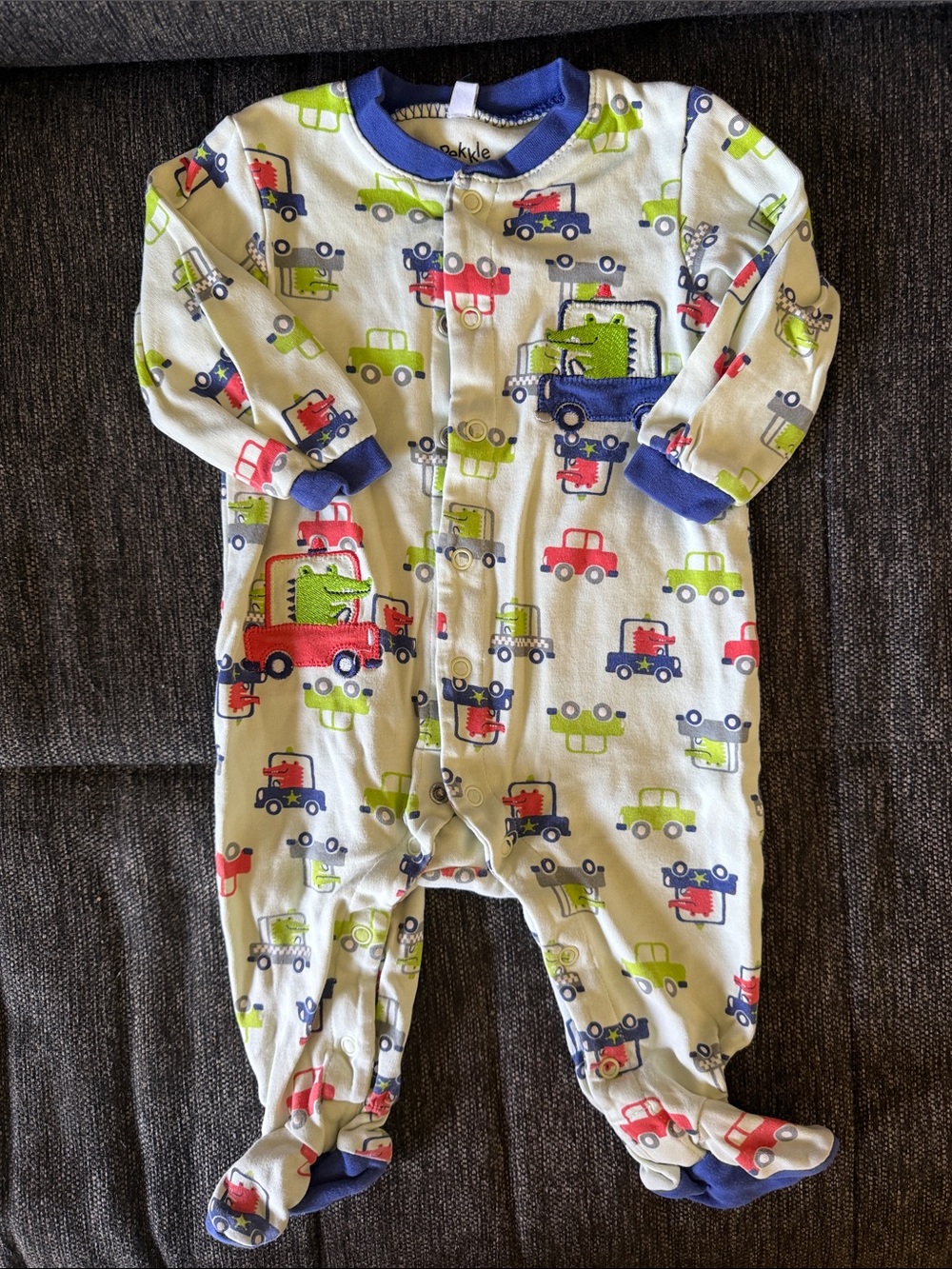Pekkle 6M White Dino & Trucks Footed One-Piece Snaps